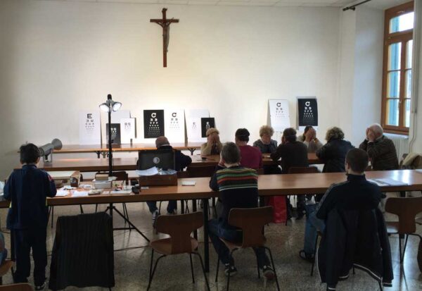 Comode tavolate a 10 e 18 piedi hanno consentito ai numerosi socii di esercitarsi nella massima comodità per tutte le due giornate di studio AVP